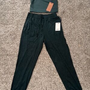 Women's Dark Green Athletic set